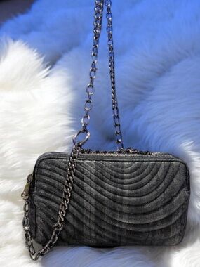 Henri Bendel Number 7 Metallic Quilted
Camera Black Striped 2 Way Purse